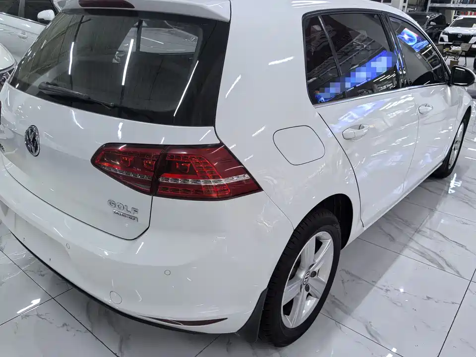 Volkswagen golf