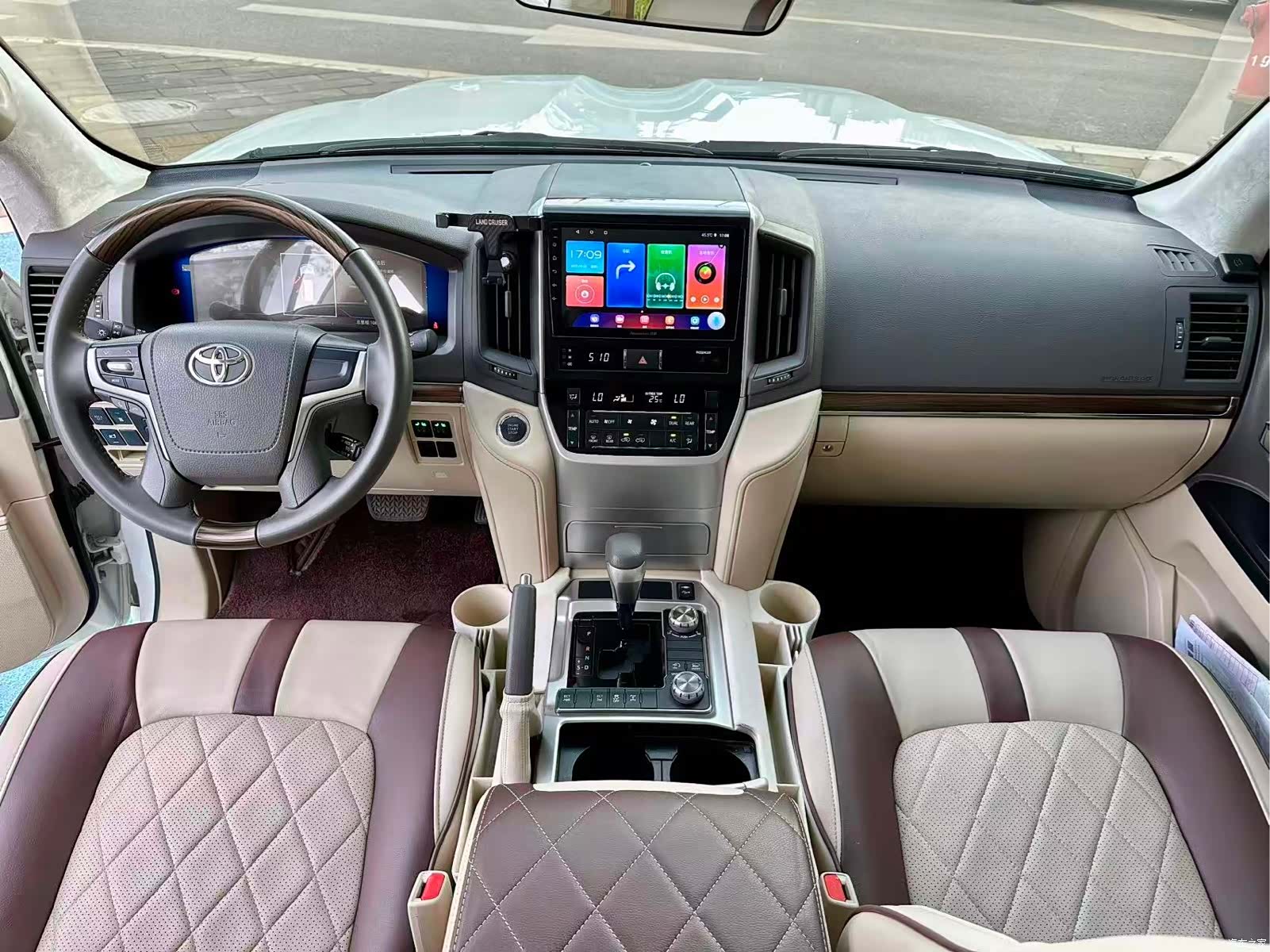 Toyota Land Cruiser, 2020 14