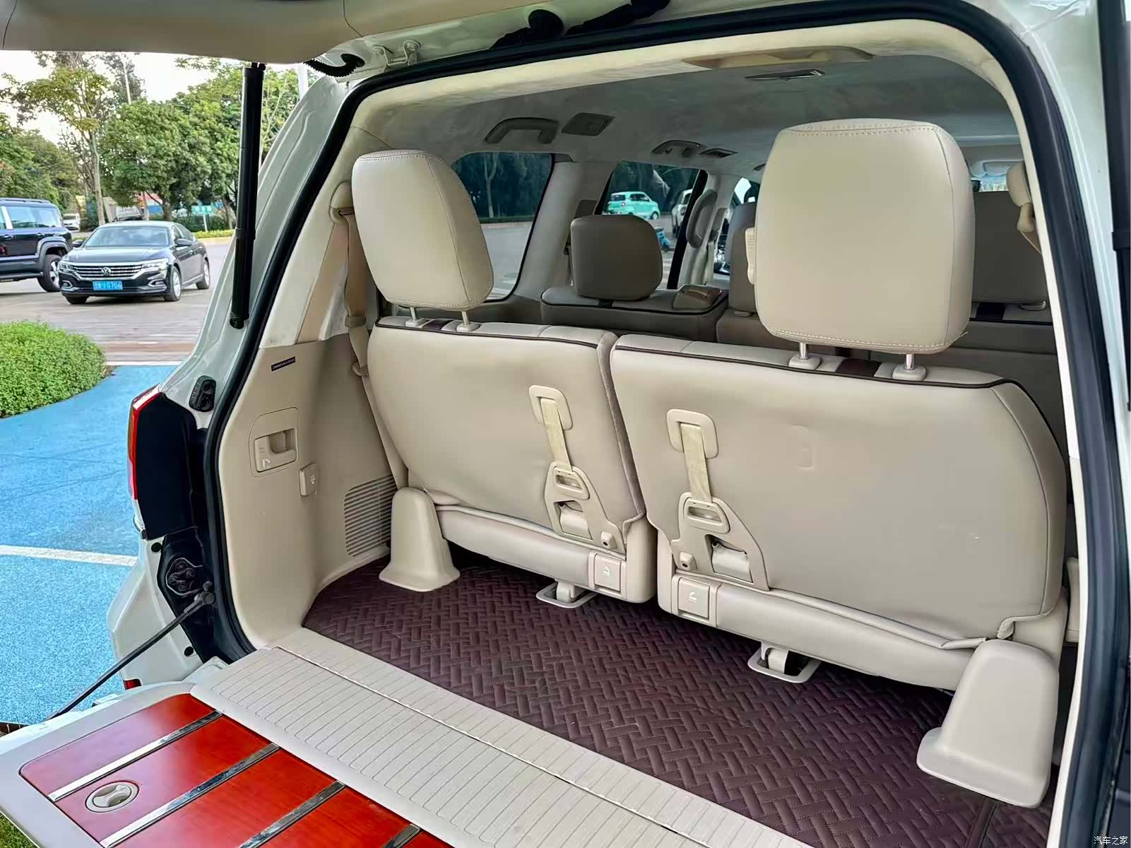 Toyota Land Cruiser, 2020 13