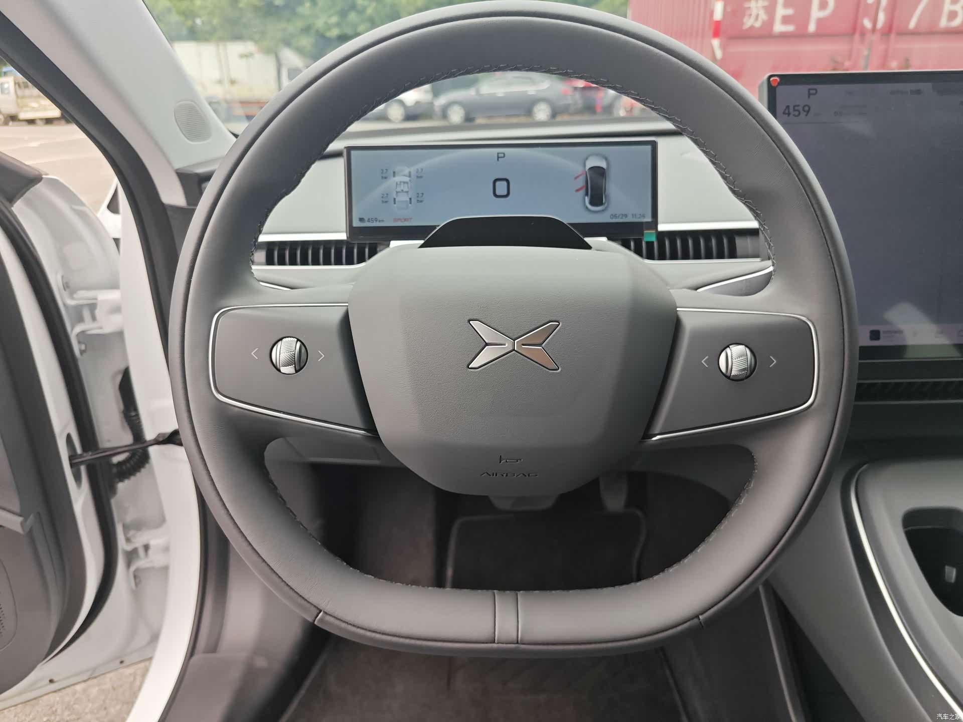 Xpeng Mona M03, 2026 9