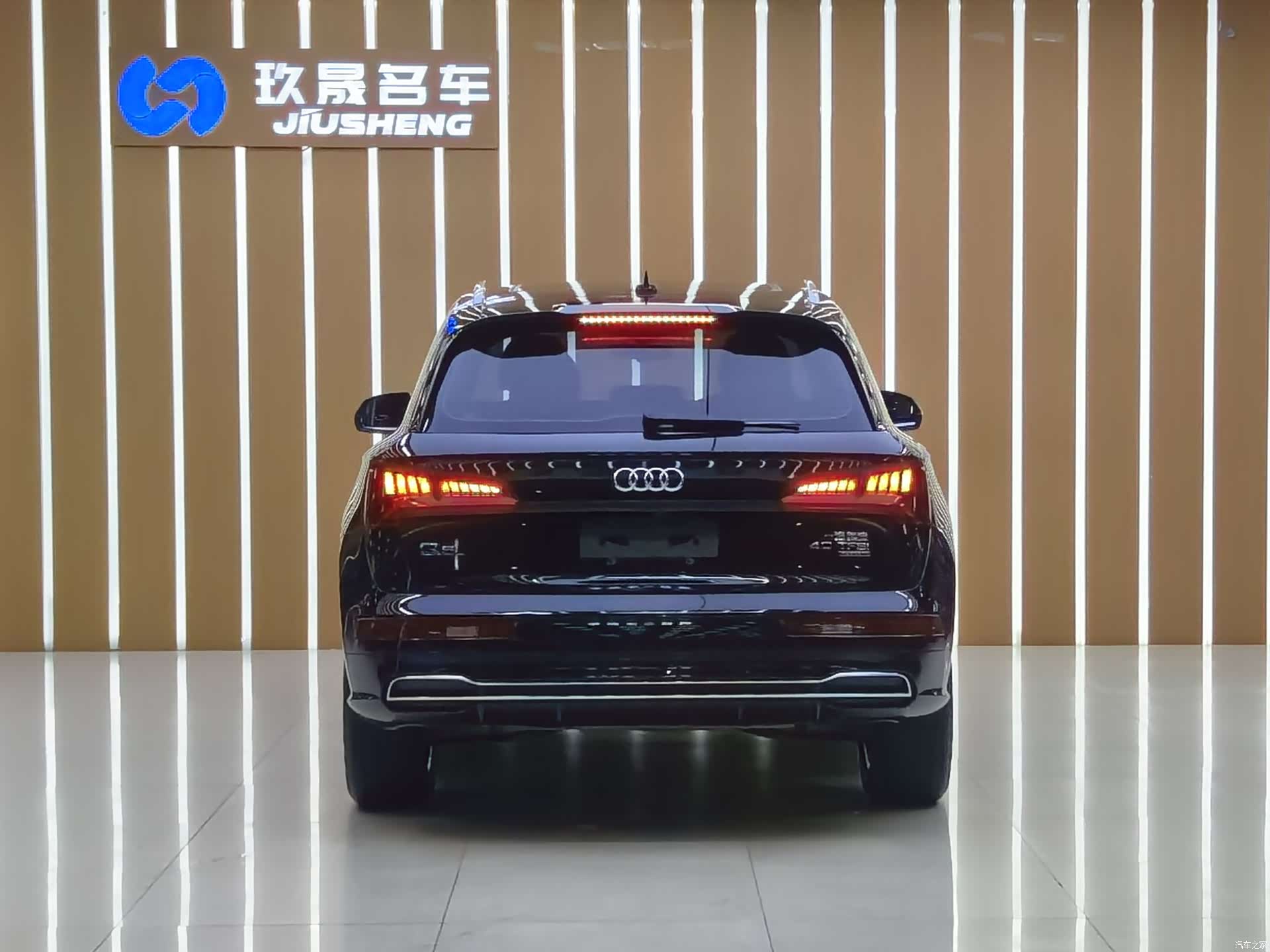 Audi Q5L, 2019 20