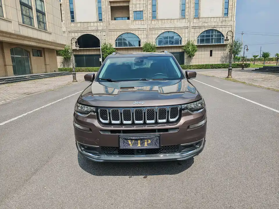 Jeep Grand Commander
