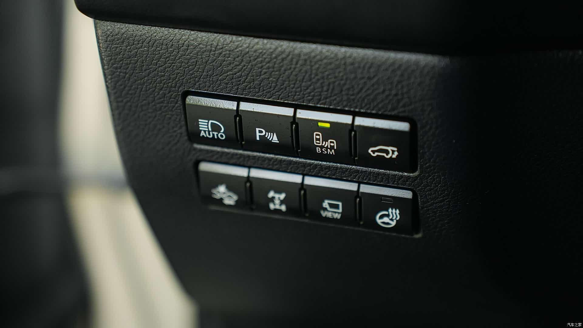 Lexus NX, 2016 28