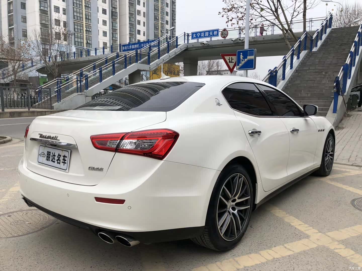 Maserati Ghibli, 2016 4