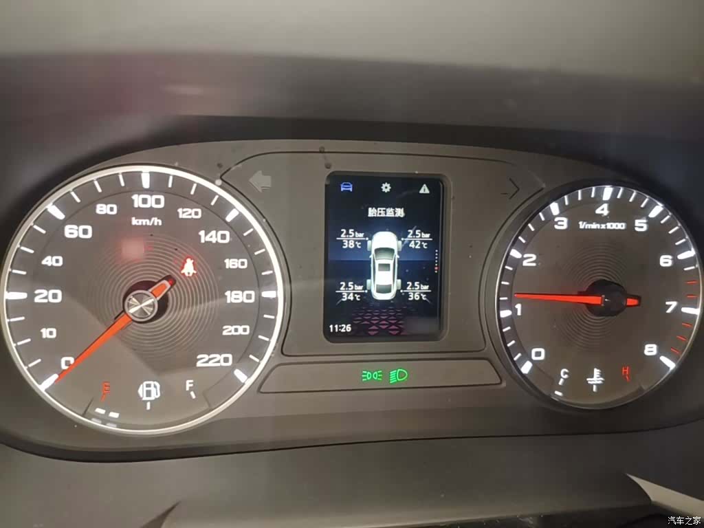 MG MG5, 2025 4