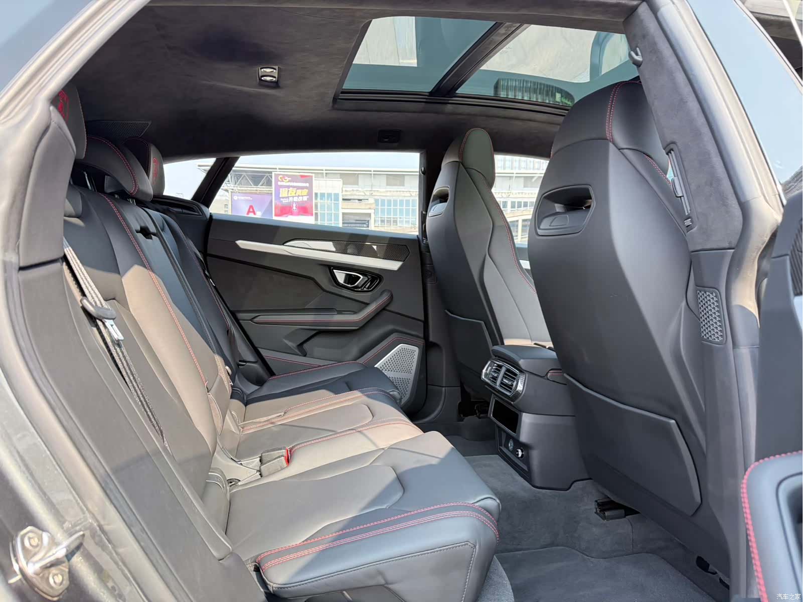 Lamborghini Urus, 2019 21