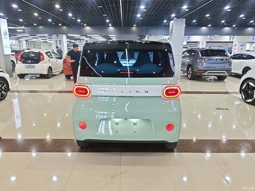 Wuling MINIEV, 2024 6