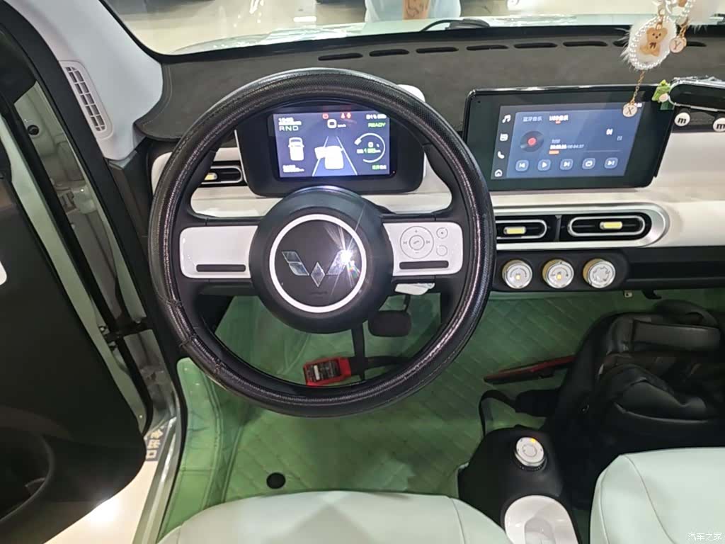 Wuling MINIEV, 2024 13