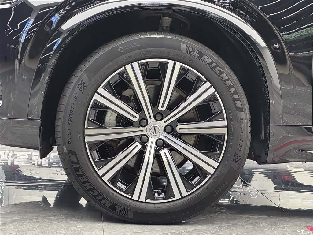 Volvo XC90, 2022 4