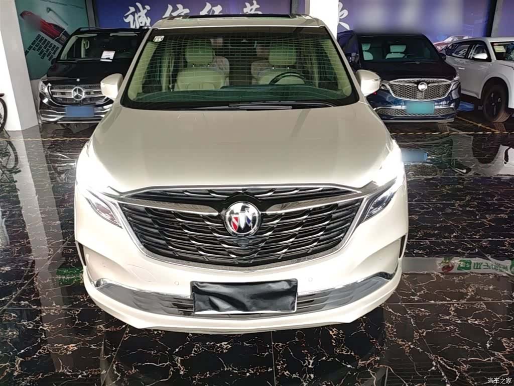 Buick GL8, 2021 3