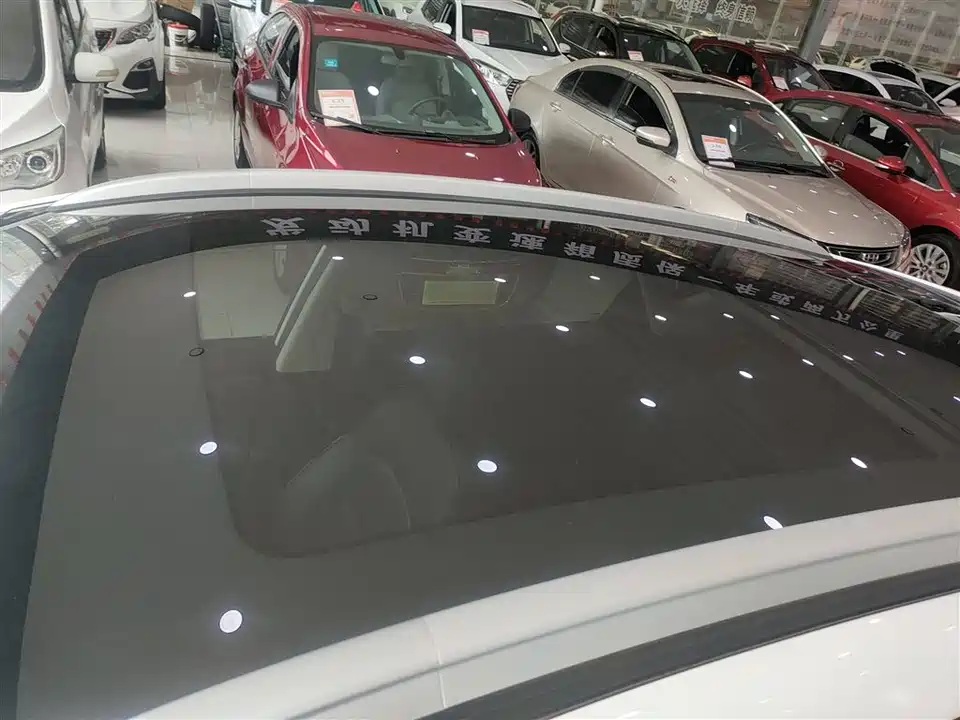 Geely Emgrand GS