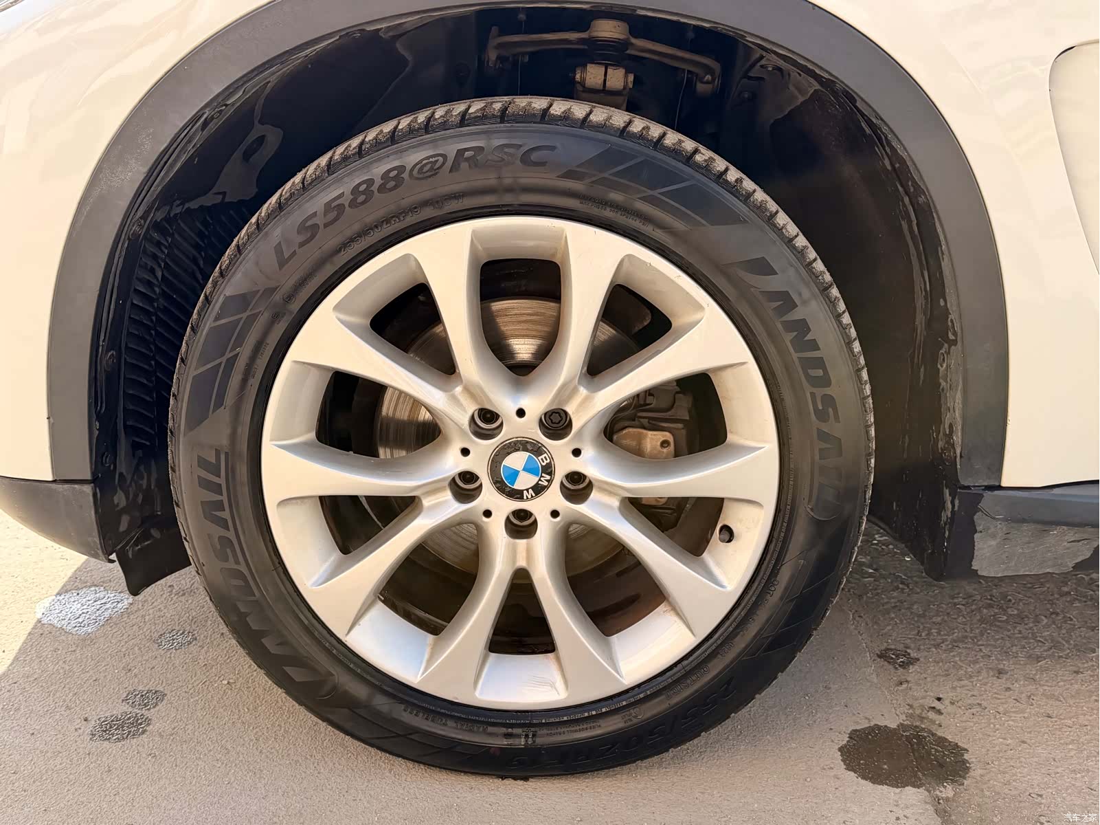BMW X5, 2014 9