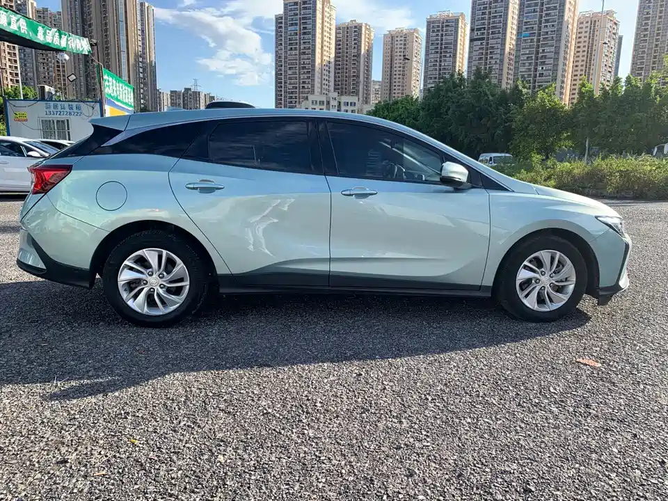 Buick Slightly blue 6