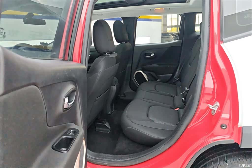 Jeep Renegade, 2018 11