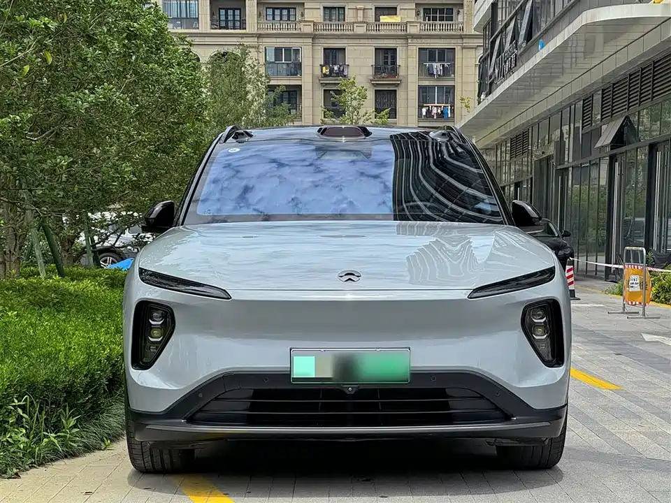 NIO ES6