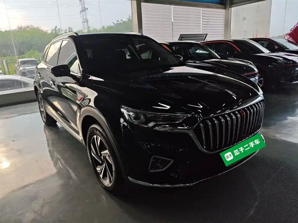 Hongqi HS5
