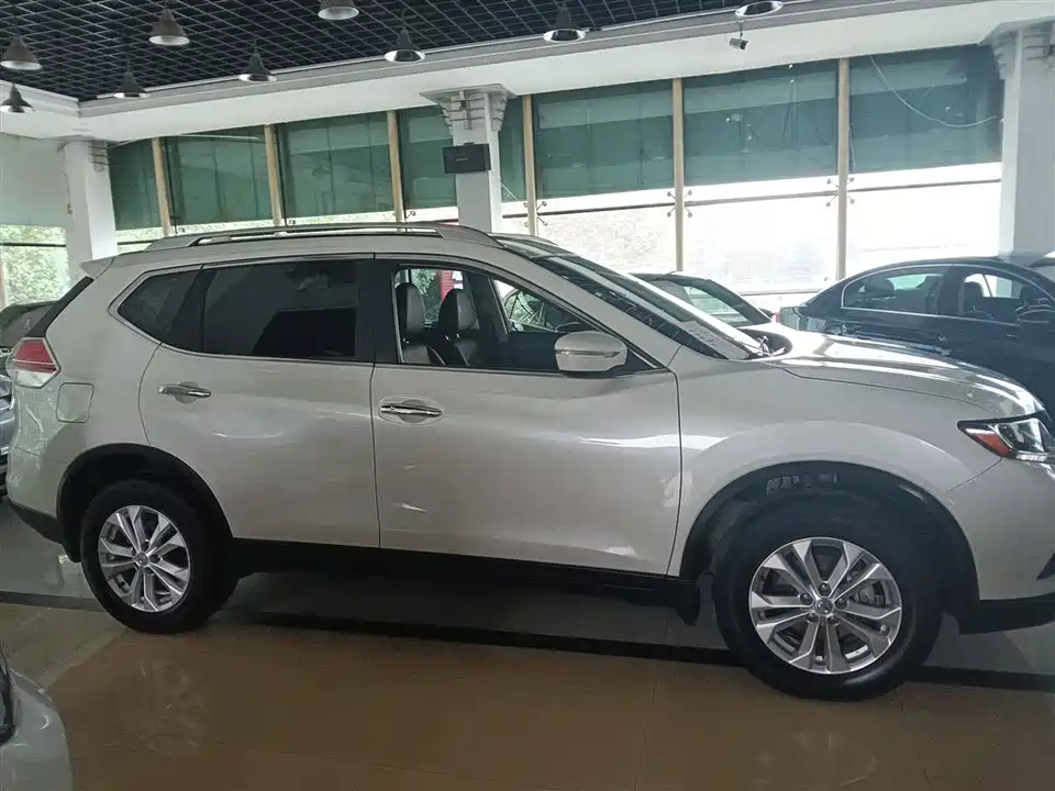 Nissan Qijun