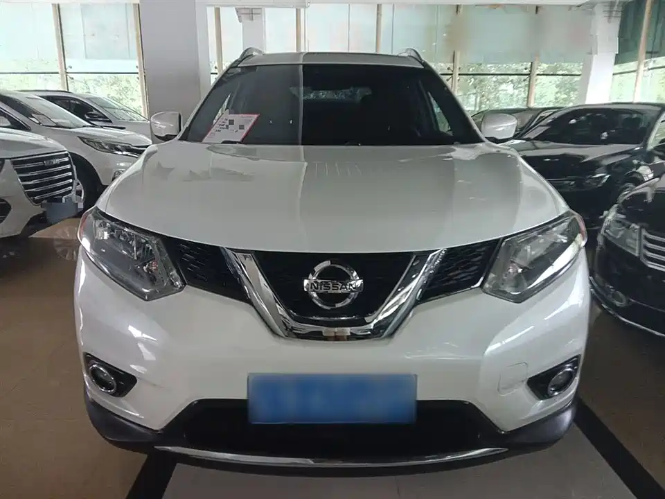 Nissan Qijun