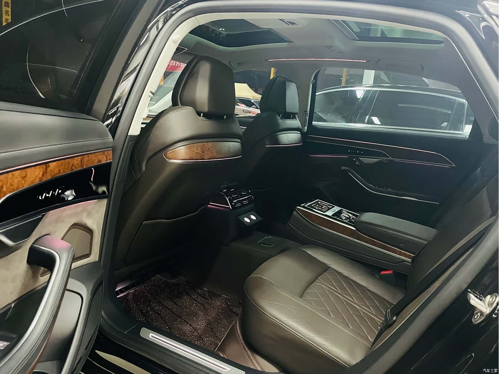 Audi A8L, 2020 12