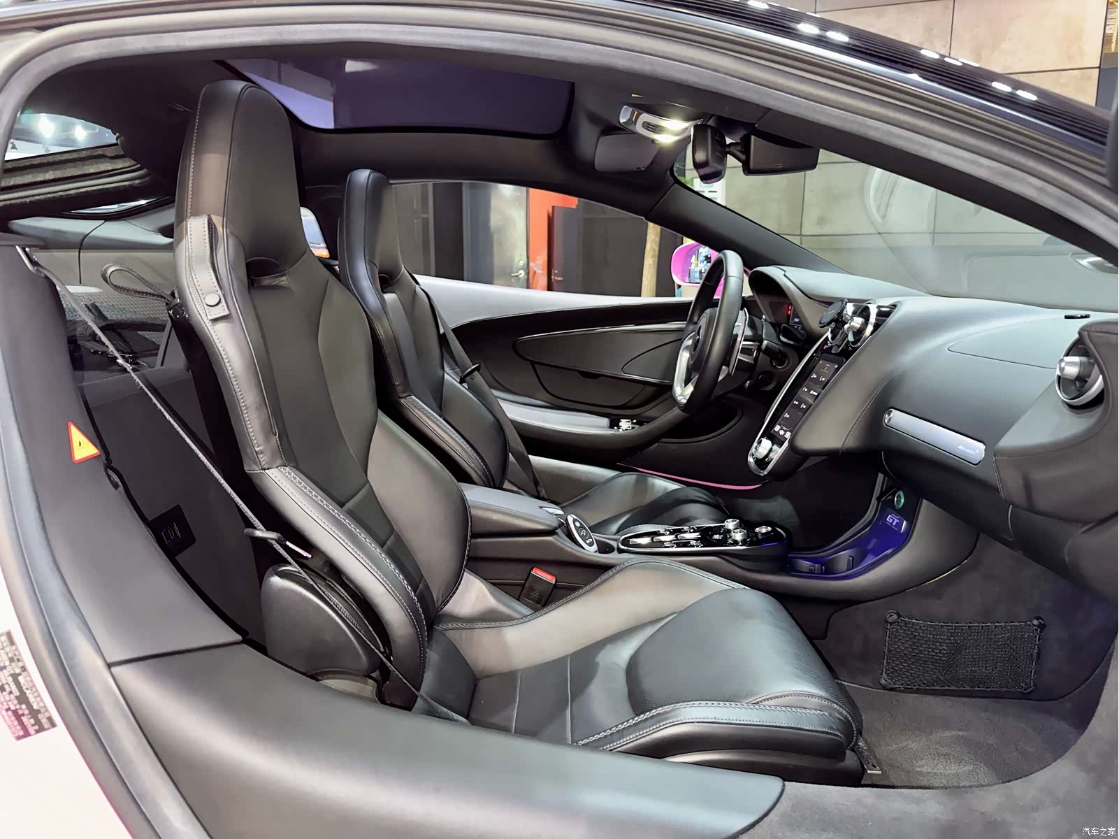 McLaren GT, 2022 22