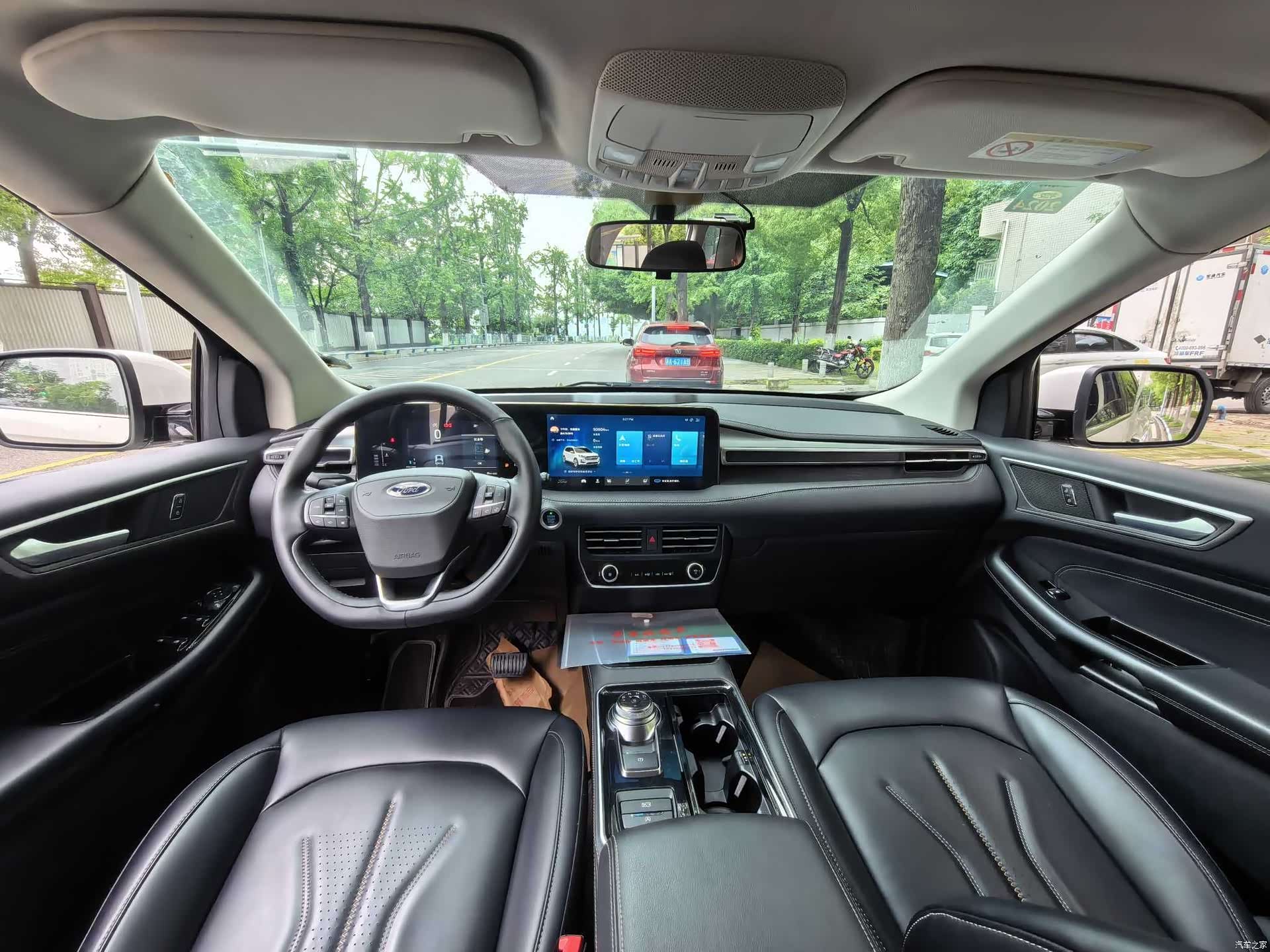 Ford Edge, 2022 все фото