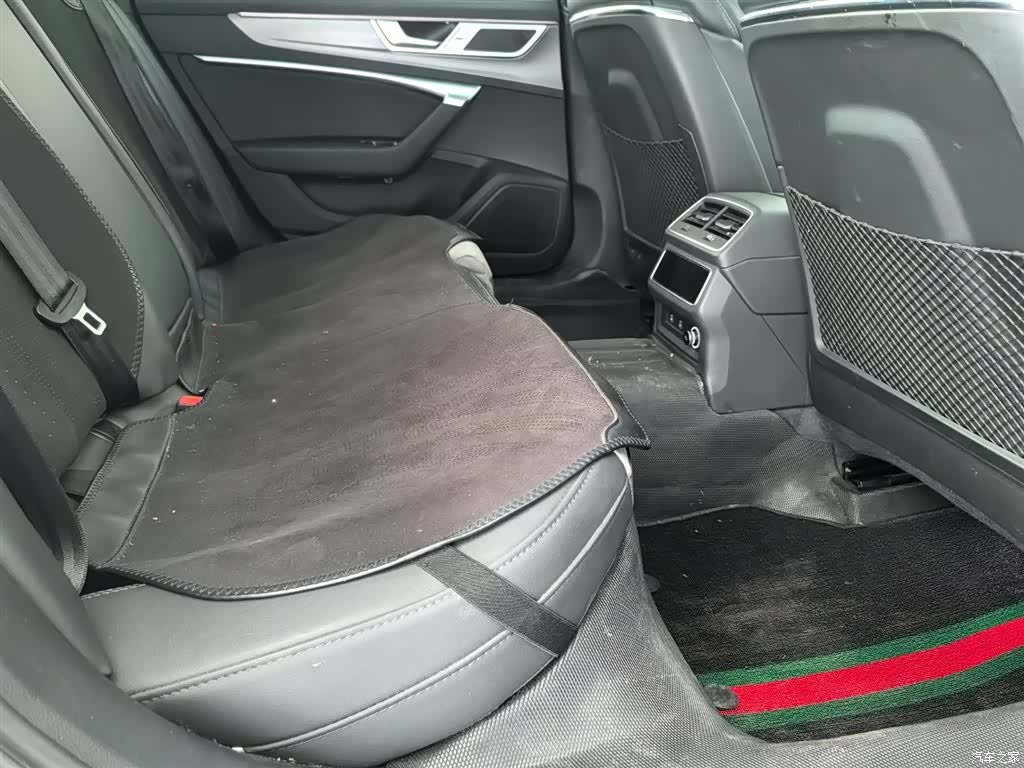 Audi A6L, 2023 7