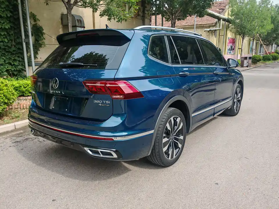 Volkswagen Tiguan L