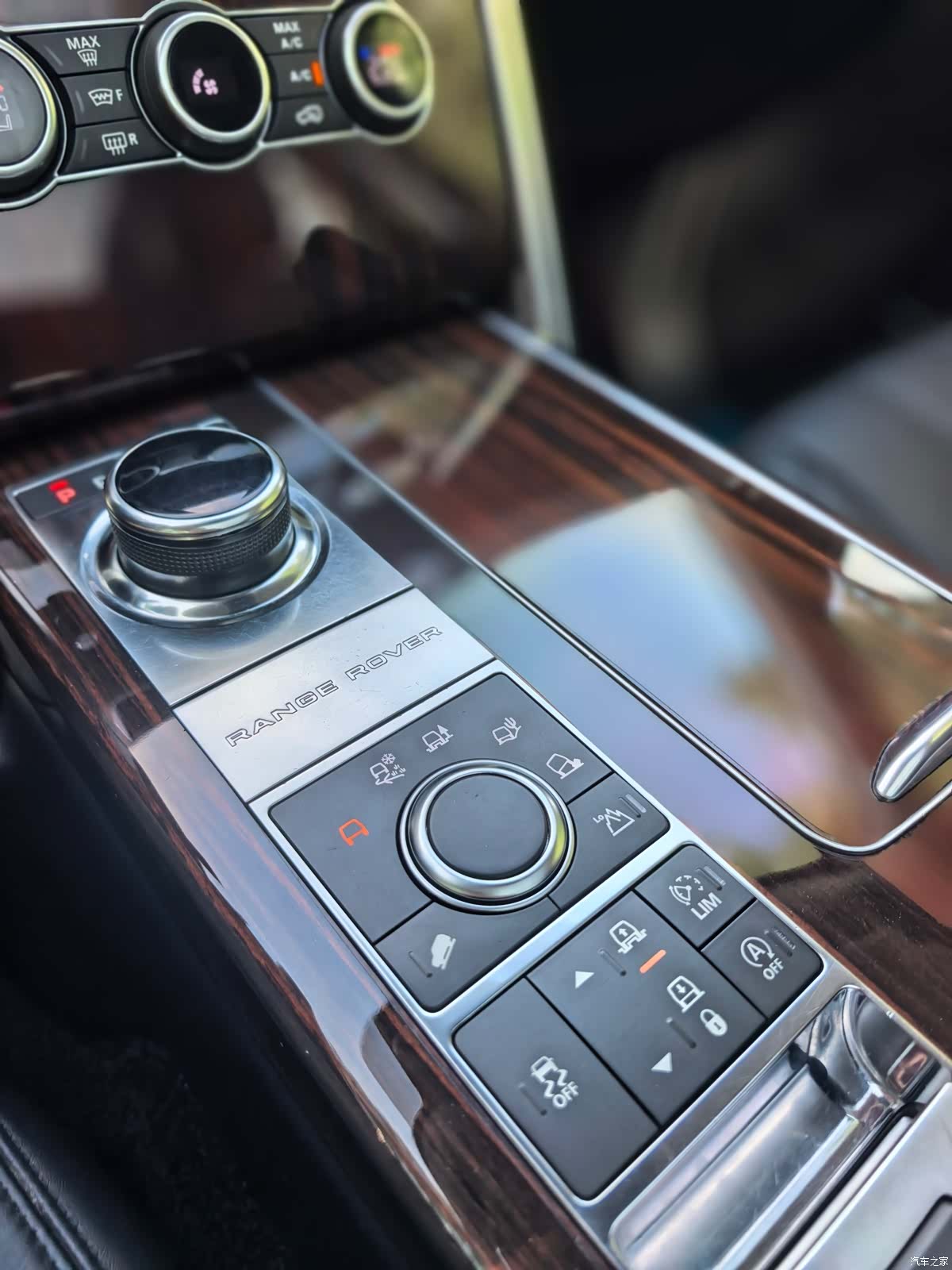 Land Rover Range Rover, 2018 25