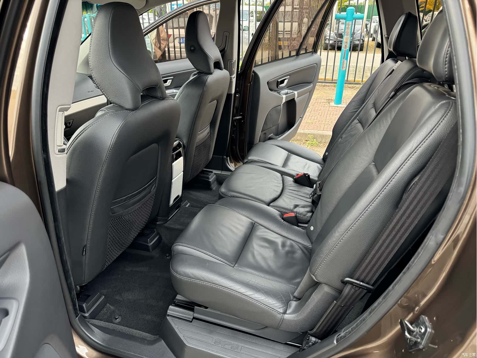 Volvo XC90, 2014 10