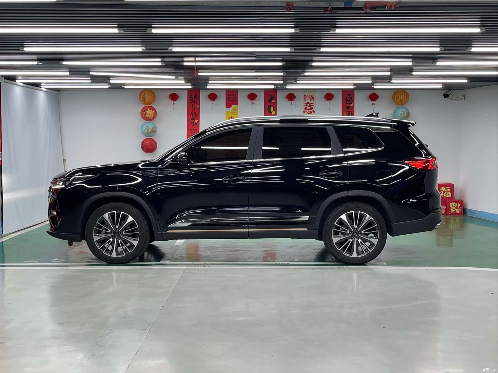 Chery Tiggo 8, 2023 4