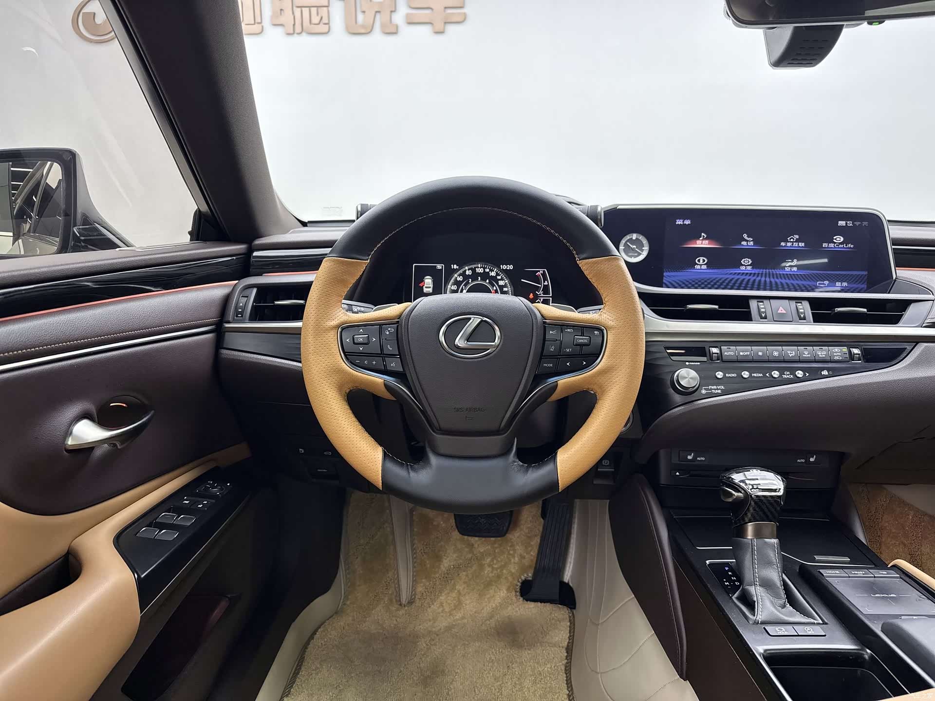 Lexus ES, 2021 8