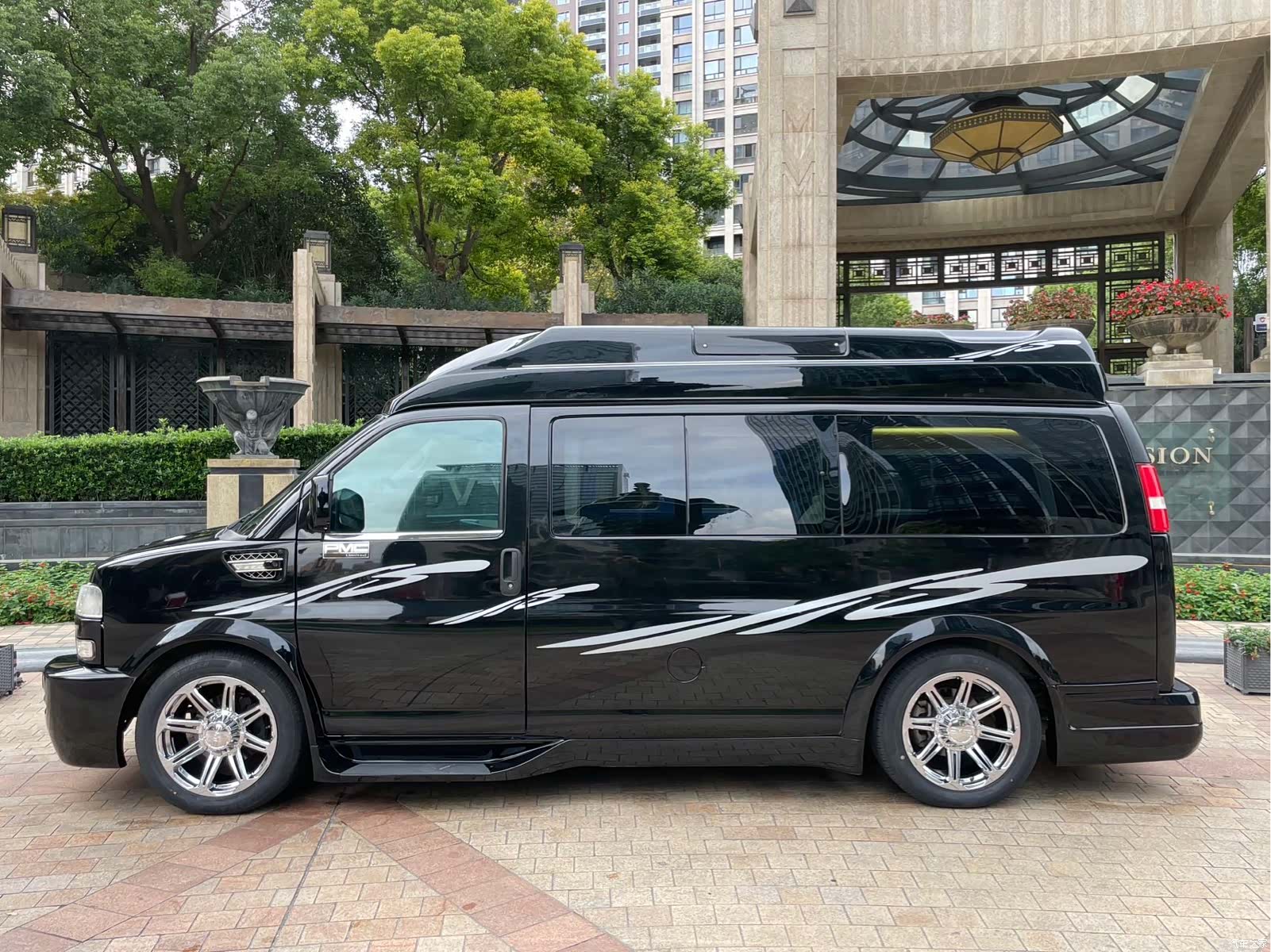 GMC G660S, 2015 4