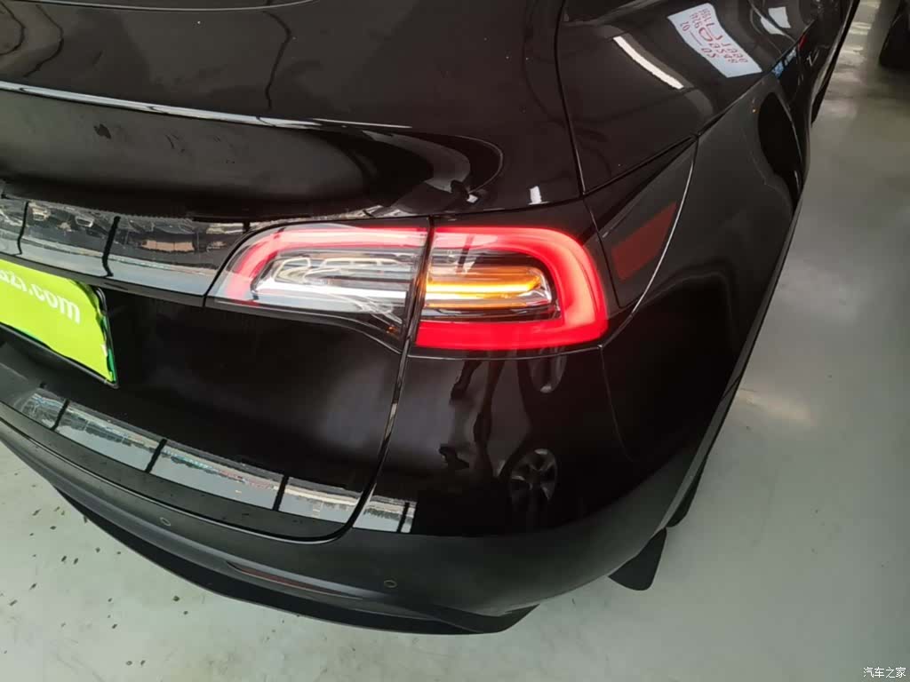 Tesla Model Y, 2023 8