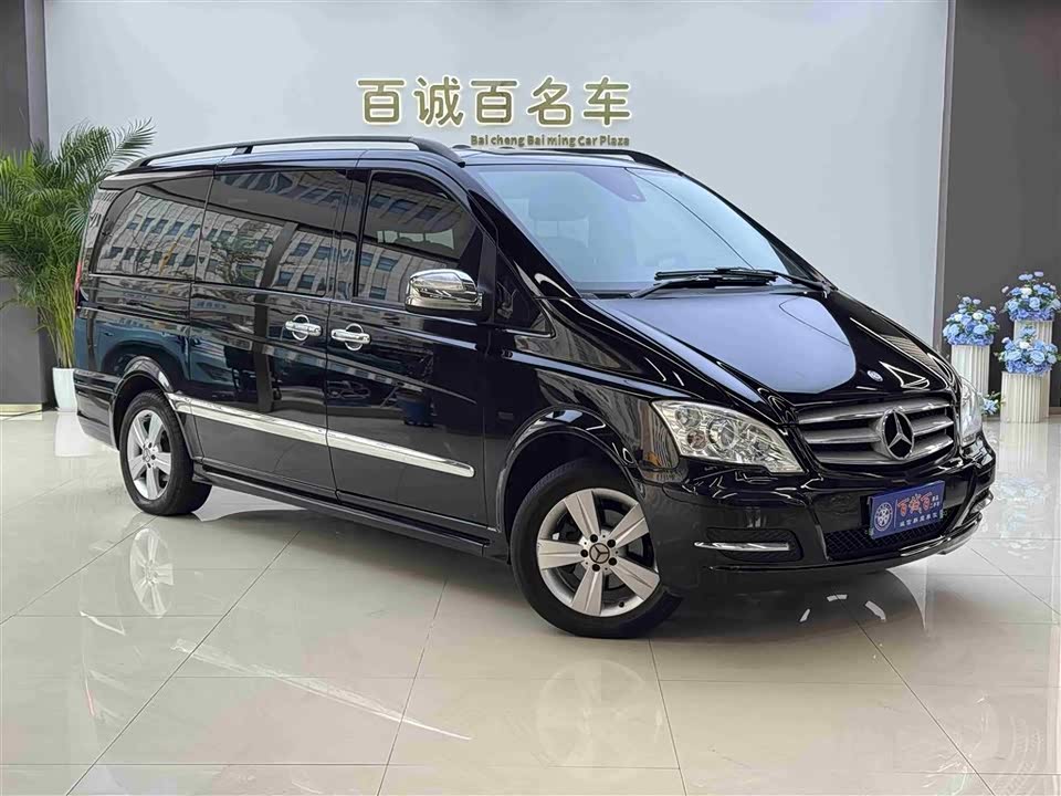 Mercedes-Benz Viano