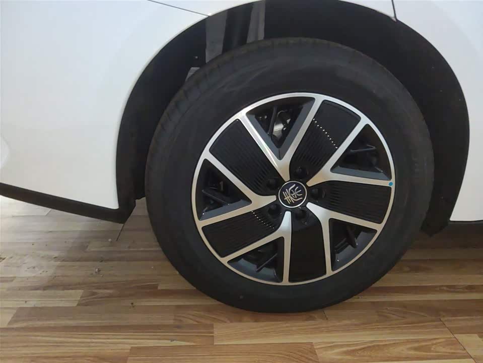 BYD Qin L