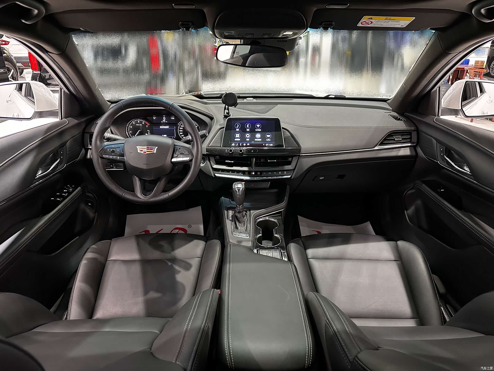 Cadillac CT4, 2023 8