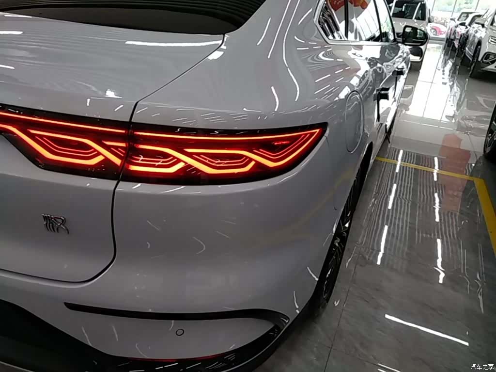 BYD Han, 2025 8