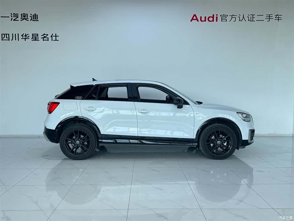 Audi Q2L, 2021 3