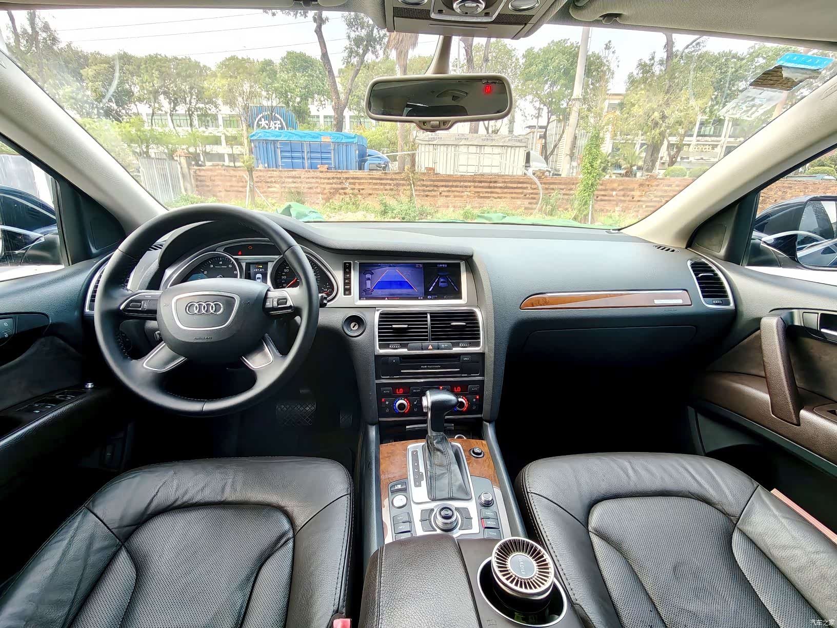 Audi Q7, 2015 8