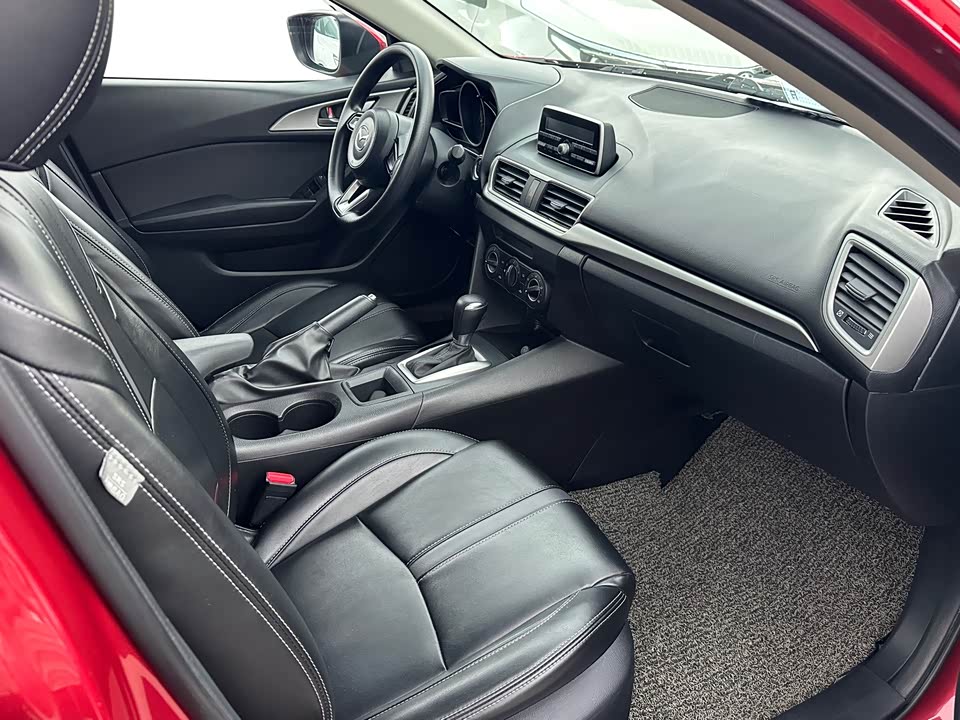 Mazda 3 Angkesaila