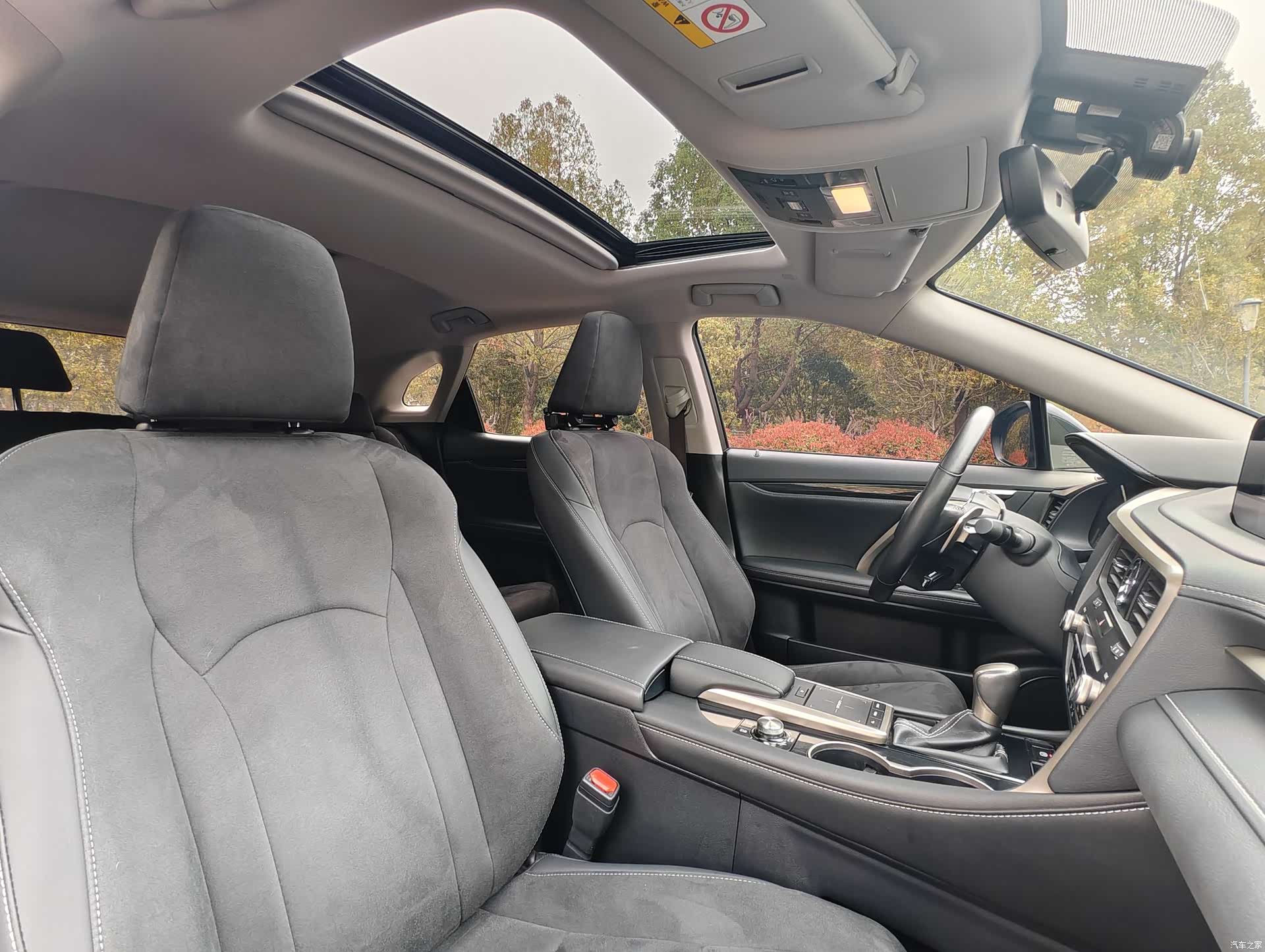 Lexus RX, 2022 24