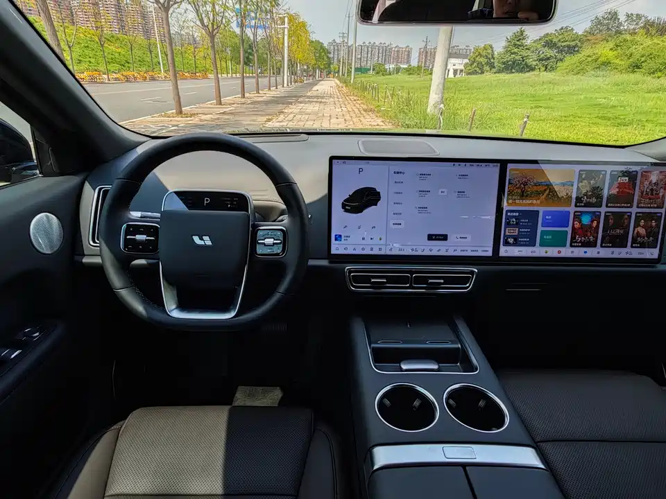Li Auto Ideal L8