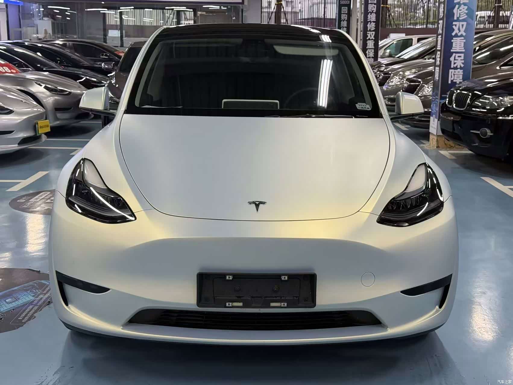 Tesla Model Y, 2022 3