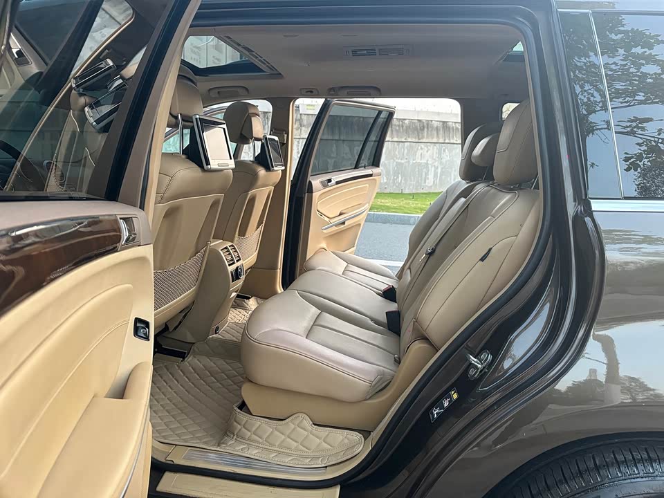 Mercedes-Benz GL grade