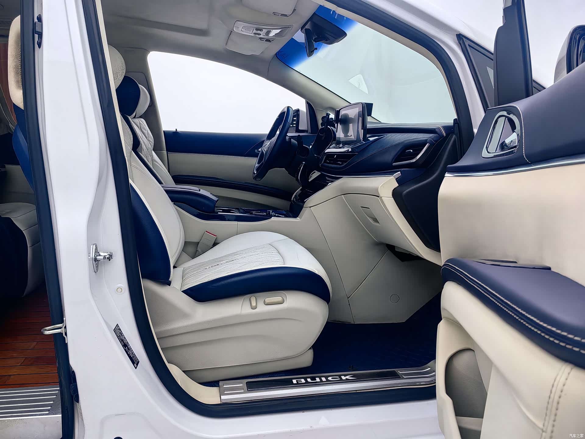 Buick GL8, 2021 15