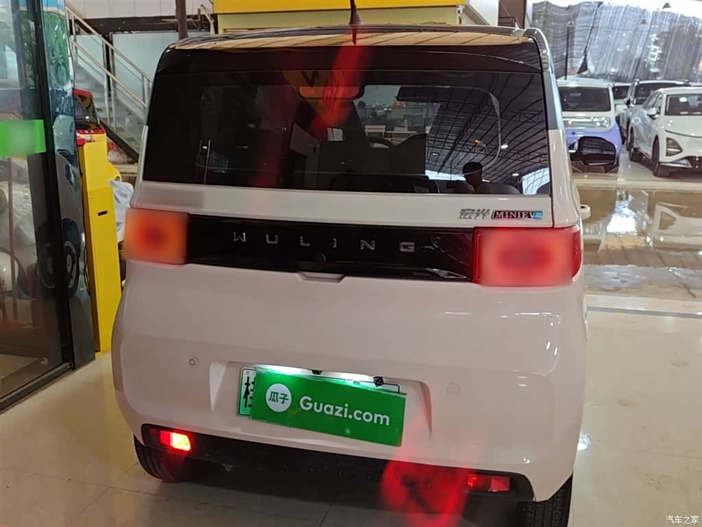 Wuling MINIEV, 2021 6