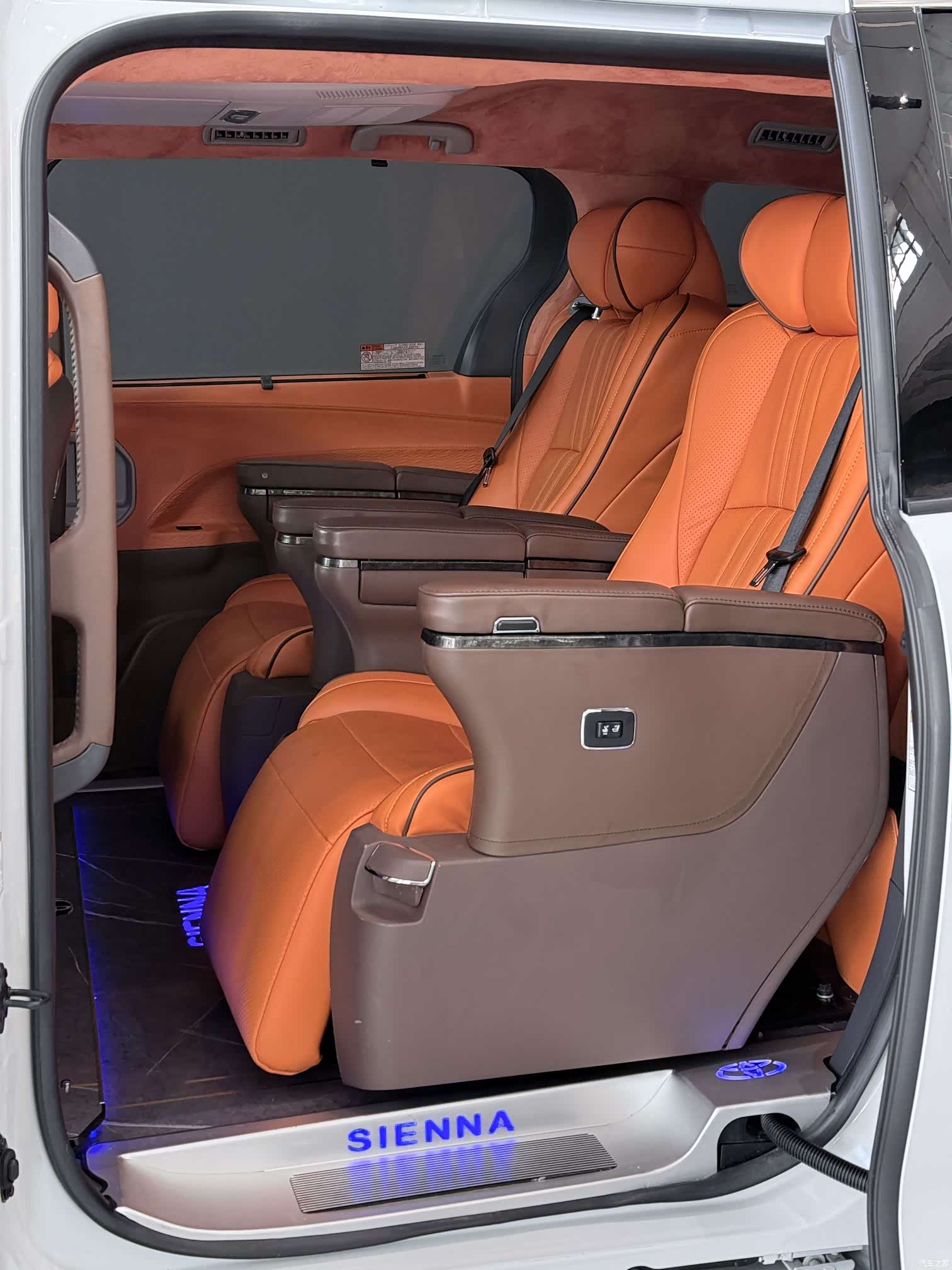 Toyota Sienna, 2023 9
