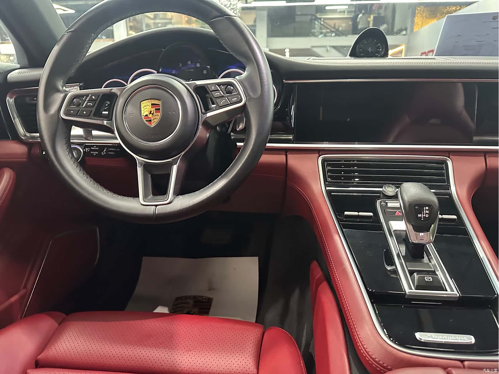 Porsche Panamera, 2018 10