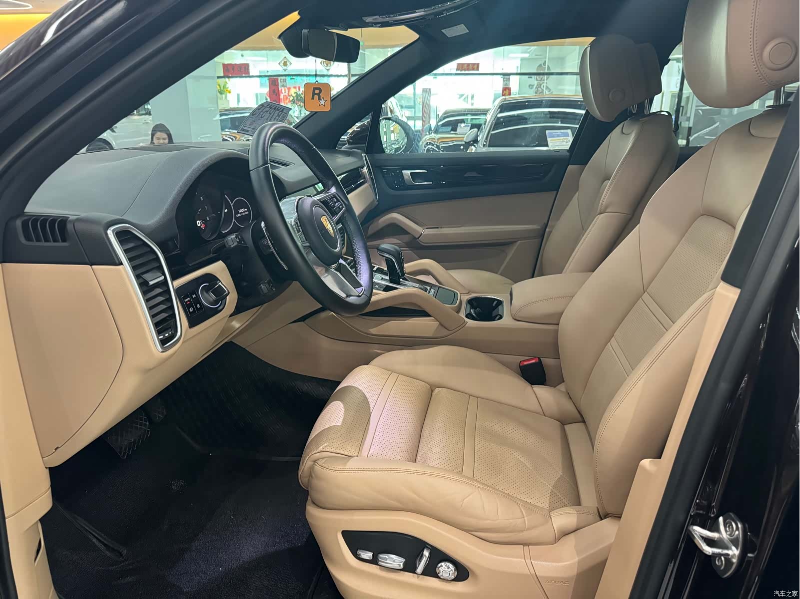 Porsche Cayenne, 2019 8
