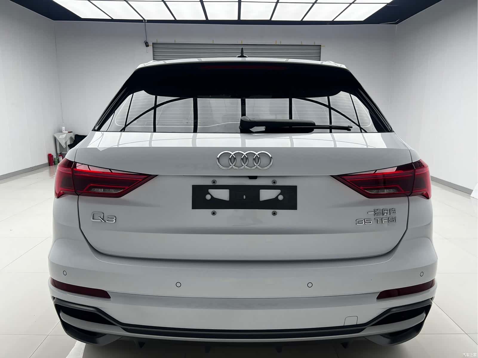 Audi Q3, 2022 все фото